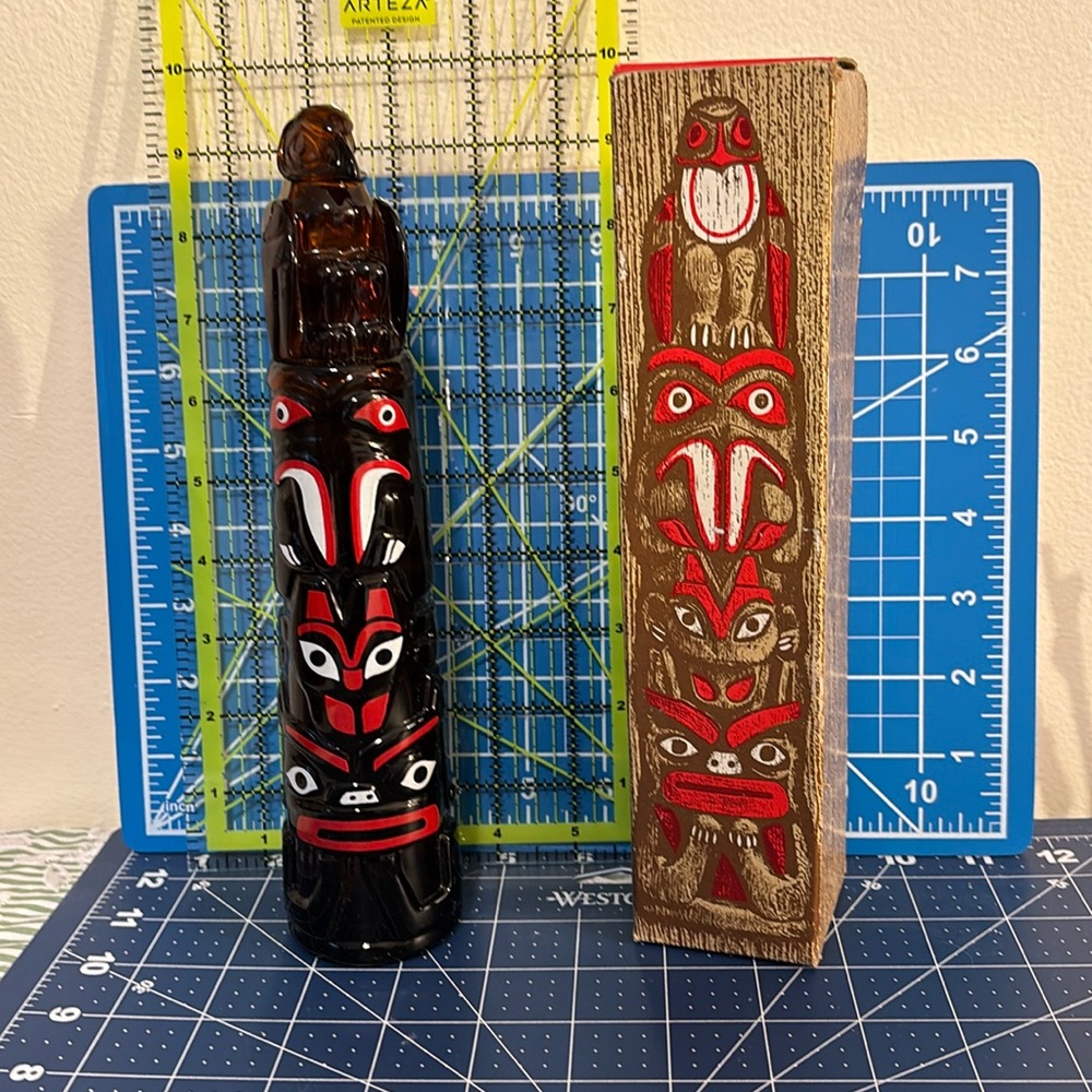 AVON  TOTEM POLE WITH AFTER SHAVE